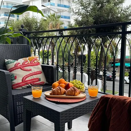 Qoople Elite 4 Elize Premium Location Near Kleopatra Апартаменти *